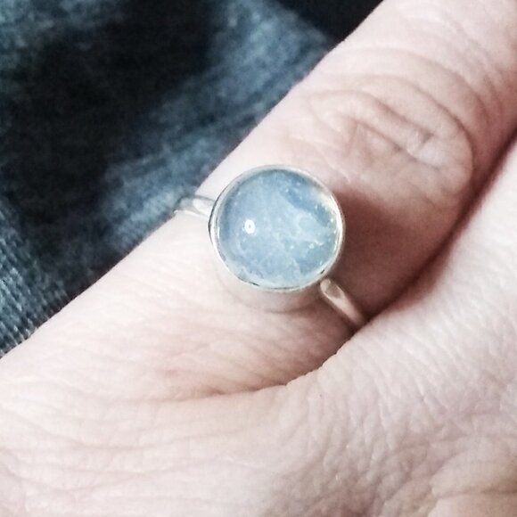 Pale Blue Aquamarine Cabochon Ring ~ Adjustable Sz 6.5 ~ Simple Clean Lines! - Picture 5 of 9